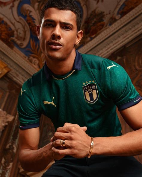 States are now eligible for $10 expedited shipping for a limited time only. New Italy Green Kit 2019- Puma Italy Renaissance Shirt to ...