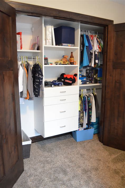 Alpine cabinetry is comprised of a team of 35 people. New Home 051 - Alpine Cabinetry : Alpine Cabinetry