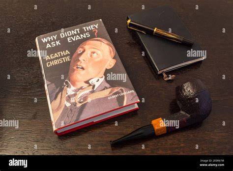First Agatha Christie Cover Fotos Und Bildmaterial In Hoher Auflösung