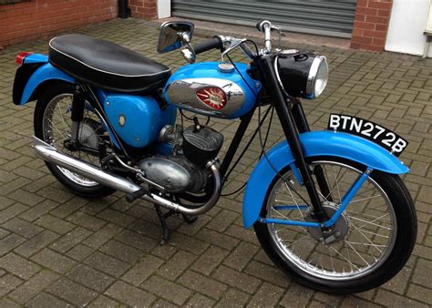 Sold 1964 Bsa Bantam D7 £1295 Vintage Bikes Bsa Motorcycle Bsa