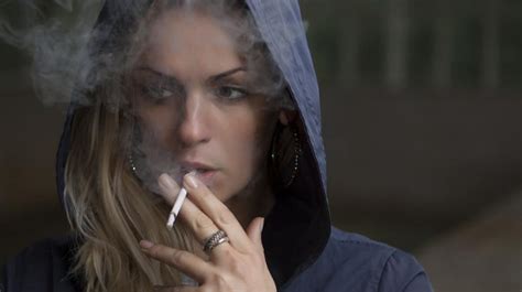 smoking during pregnancy affects daughterâ€™s fertility smoking during pregnancy affects