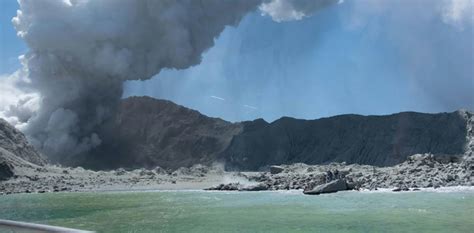 Six Bodies Retrieved From New Zealand Volcanic Island