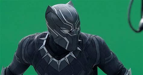 Black Panther New Suit Revealed And Its The Coolest Thing Ever