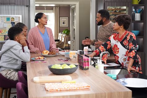 ‘blackish Tackles ‘light Skinned Privilege In An Emotional Episode About Colorism The