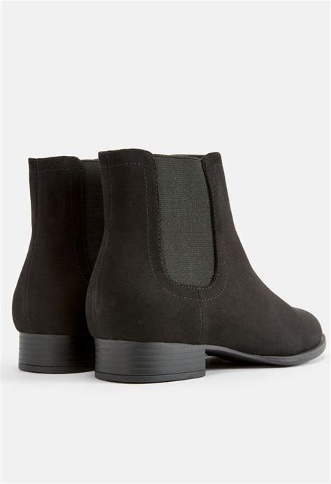 Chelsea boots zijn de perfecte enkellaarsjes! Classic Girl Chelsea Boot in Black - Get great deals at ...