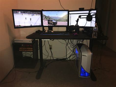 New Desknew Setup My Triple Monitor Setup Did A Little Cable