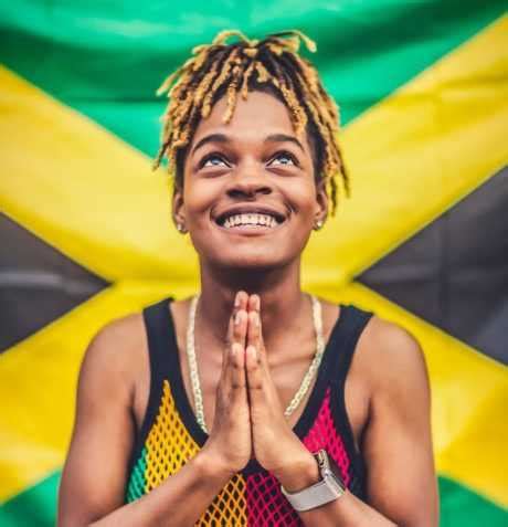 Maybe you would like to learn more about one of these? KOFFEE: LA NUEVA SENSACION DEL REGGAE | PyD