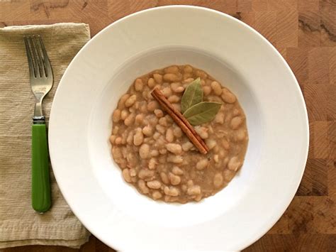Great northern beans & ham. Cinnamon Spiced Slow Cooker Great Northern Beans Recipe ...