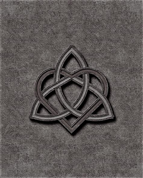 Celtic Love Knot Symbol History And Meaning Ireland Travel Guides