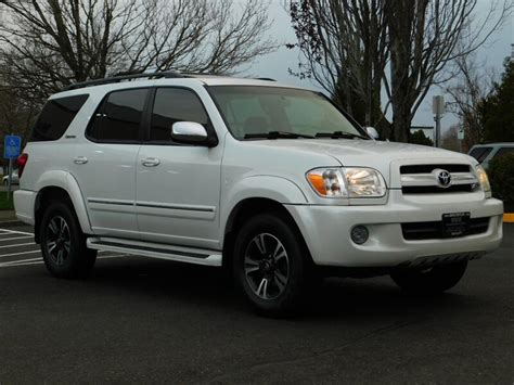 The new 2020 toyota sequoia will offer seats for eight. 2007 Toyota Sequoia Limited SUV 4WD / 3RD Seat / DVD Player / CLEAN
