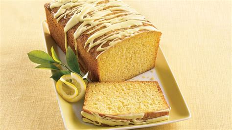With betty crocker™ super moist™ yellow cake mix, you can have this impressive dessert prepped for the oven in just 15 minutes. Lemon Pound Cake recipe from Betty Crocker
