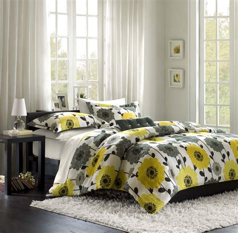 Mi Zone Blythe Yellow 4 Piece Full Queen Size Comforter Set 14147001