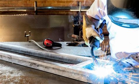 5 Benefits Of Custom Metal Fabrication Omni Steel Supply