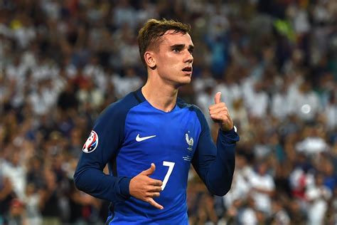 Born 21 march 1991) is a french professional footballer who plays as a forward for spanish club barcelona and the france national. Griezmann agent: "Five clubs are interested"