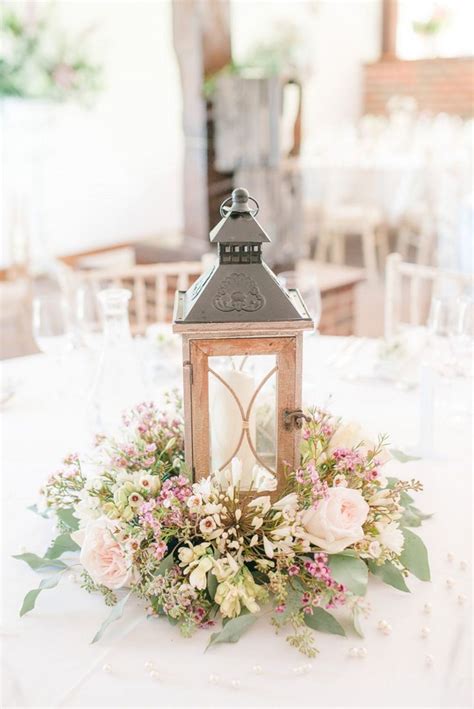 30 Extraordinary Rustic Wedding Centerpieces With Lanterns Design Ideas