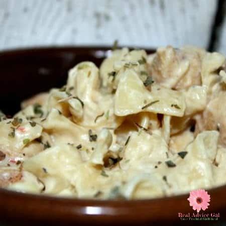 Stir to incorporate cream cheese into sauce. Low Calorie Crock Pot Meals: Cream Cheese Chicken Pasta Recipe