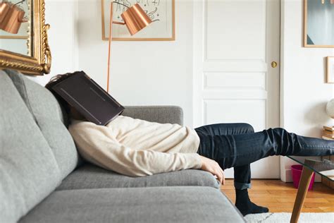 Offres d'emploi télétravail à domicile. Full remote (100% télétravail) : impact sur la santé mentale