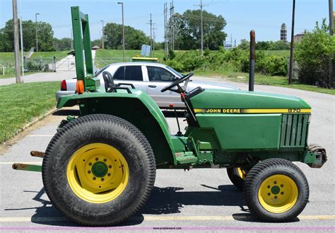 John Deere 870 Tractor In North Kansas City Mo Item K6043 Sold