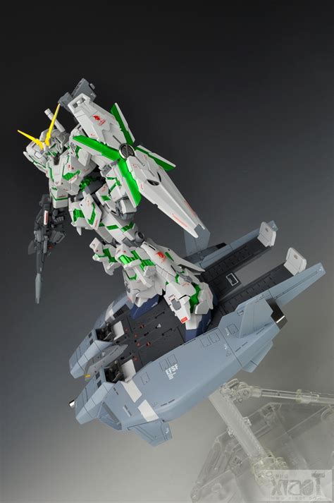 Gundam Guy Hguc 1144 Unicorn Gundam Green Psycho Frame W Base
