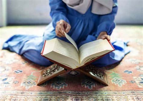 Apa Saja Keutamaan Membaca Al Quran Di Bulan Ramadhan Cahaya Islam