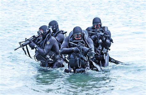 Navy Seals Set To Open To Women Top Admiral Says