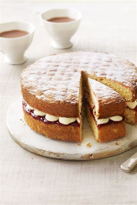 Sandwiched together with raspberry jam and dusted on the top with caster sugar, the cake possibly started out in the nursery, according to english heritage. Here's Mary Berry's Victoria sponge from The Great British Bake Off | British baking show ...