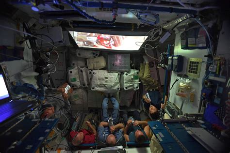 Astronauts Watch Star Wars In Space Onboard Iss Twistedsifter