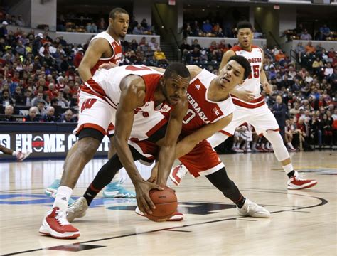 Wisconsin Basketball Badgers Quickly Bounced From Big Ten Tournament