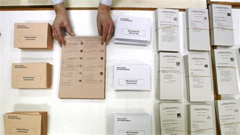La Generalitat Cambia El Color De Las Papeletas Para Las Elecciones