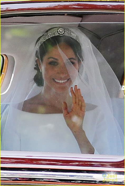 Meghan Markle And Prince Harry Are Married See Wedding Photos Photo 1161001 Photo Gallery