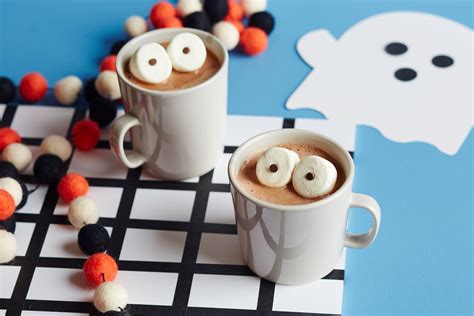 10 Easy Ways To Turn Marshmallows Into Halloween Treats Kitchn