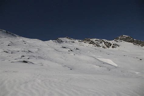 Noch Waren Etwa 250 Höhenmeter In Zunehmend Steilerem