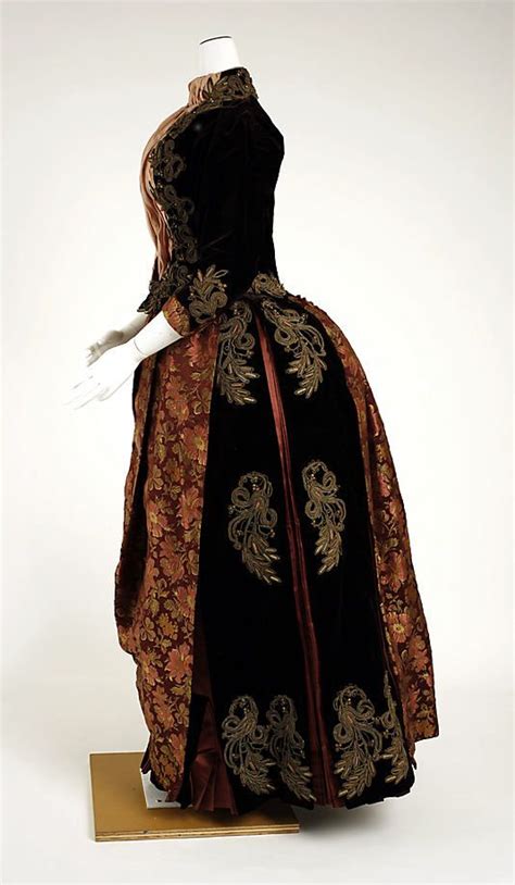 Walking Dress 1885 1890 Walking Dress Victorian Clothing