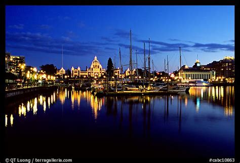 Picturephoto Boats In Inner Harbour And Parliament Buildings Lights