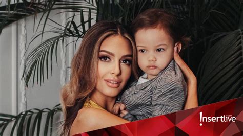 Firstime tengok air mata sultan kelantan gugur di depan orang ramai ketika membaca coretan perjalanan pengakhiran. Miss Moscow Kembali Unggah Foto Anak yang Tak Diakui ...