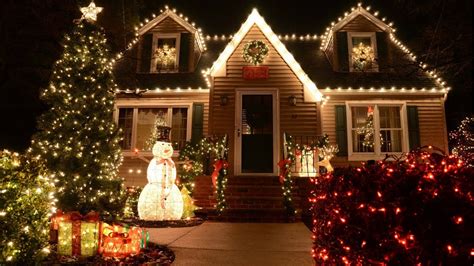 Dial up holiday cheer at home with christmas decorations. CHRISTMAS HOUSE TOUR 2017 HOLIDAY DECOR HOME TOUR 2017 ...