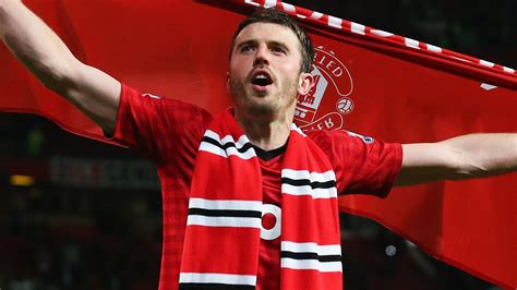 Michael carrick 's testimonial has got off an to inauspicious start when manchester united spelled his name wrong on the official teamsheets. WATCH & PLAY: Manchester United midfielder Michael Carrick ...