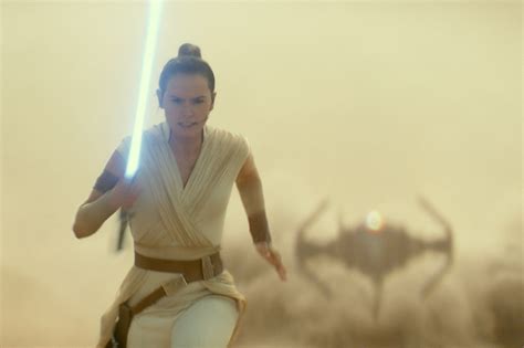 The ‘star Wars The Rise Of Skywalker Trailer Is Here