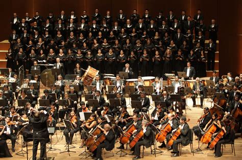 La Orquesta Sinfónica Nacional Junto Al Coro Polifónico En Ramos Mejía