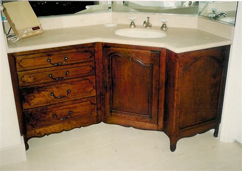 Our luxury bathroom vanity units are perfect for adding extra storage and a high end look to your bathroom. Traditional bathroom vanity - Traditional - Powder Room ...