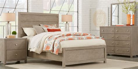 21 posts related to rooms to go bedroom sets king. Barringer Place Gray 7 Pc King Panel Bedroom - Contemporary