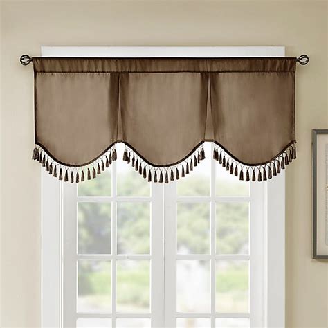 Madison Park Evelyn Scallop Embellished Window Valance Bed Bath And Beyond Canada