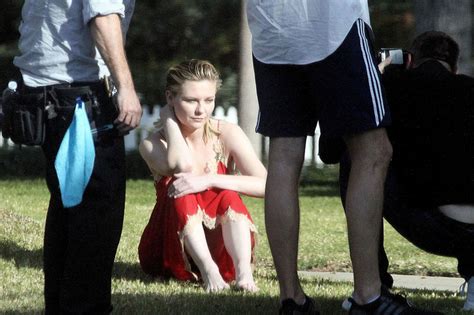 Naked Kirsten Dunst Added 07192016 By Bot