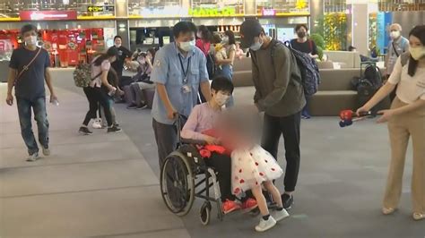 Search for text in url. 福原愛母親返日 江宏傑全家陪伴送機 - 民視新聞網