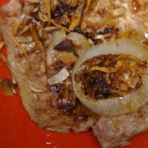 If there wasn't one already made in the fridge, someone made it when they got home from. Lipton Onion Soup Mix Pork Chops Recipes - Smothered Pork ...