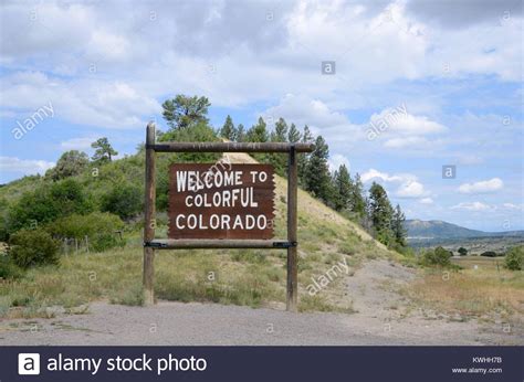 Wooden Welcome To Colorful Colorado Sign On Utah Border Stock Photo Alamy