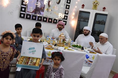 موائد الأسر الإماراتية في رمضان بنكهات المحبة والرحمة ...