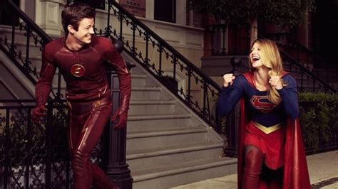 Primer Avance Del Crossover Musical Entre The Flash Y Supergirl