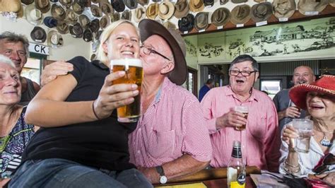 Queenslands Best Pubs Wellshot Hotel At Ilfracombe The Courier Mail