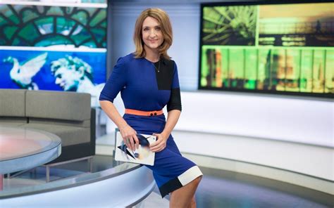 Victoria Derbyshire Absolutely Devastated After Bbc Axes Her Show